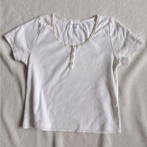 Brandy Melville tee